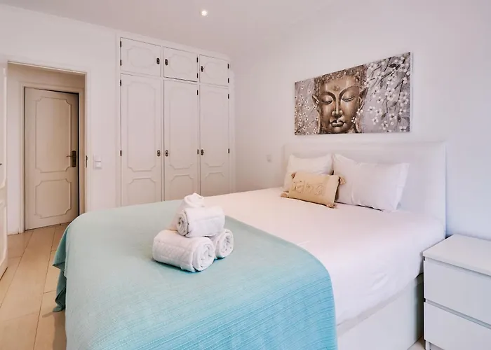 Apartman Monaco Mit Pool Albufeira